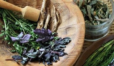 Treatment of cervical osteochondrosis with folk medicine
